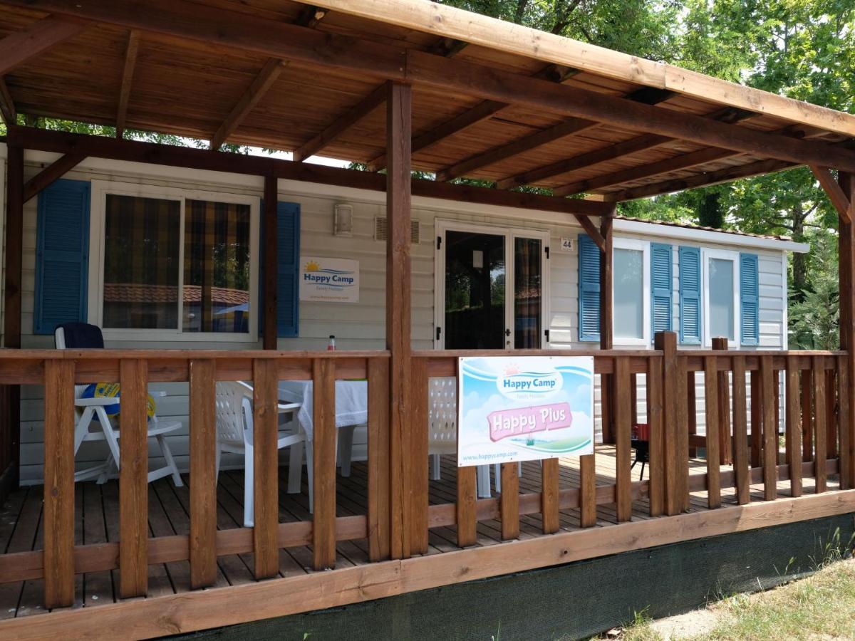 Holiday Home Rosapineta Camping Village-2 By Interhome Ngoại thất bức ảnh